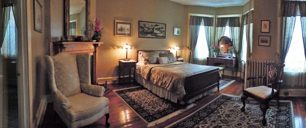Wilson House Bed & Breakfast Балтимор Экстерьер фото
