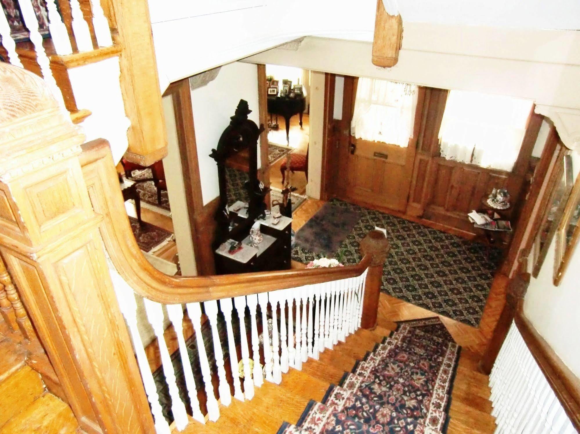 Wilson House Bed & Breakfast Балтимор Экстерьер фото